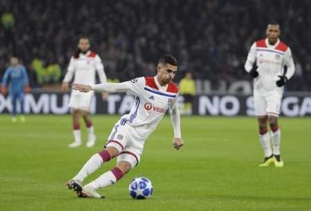 导顾客并进 导顾客并进