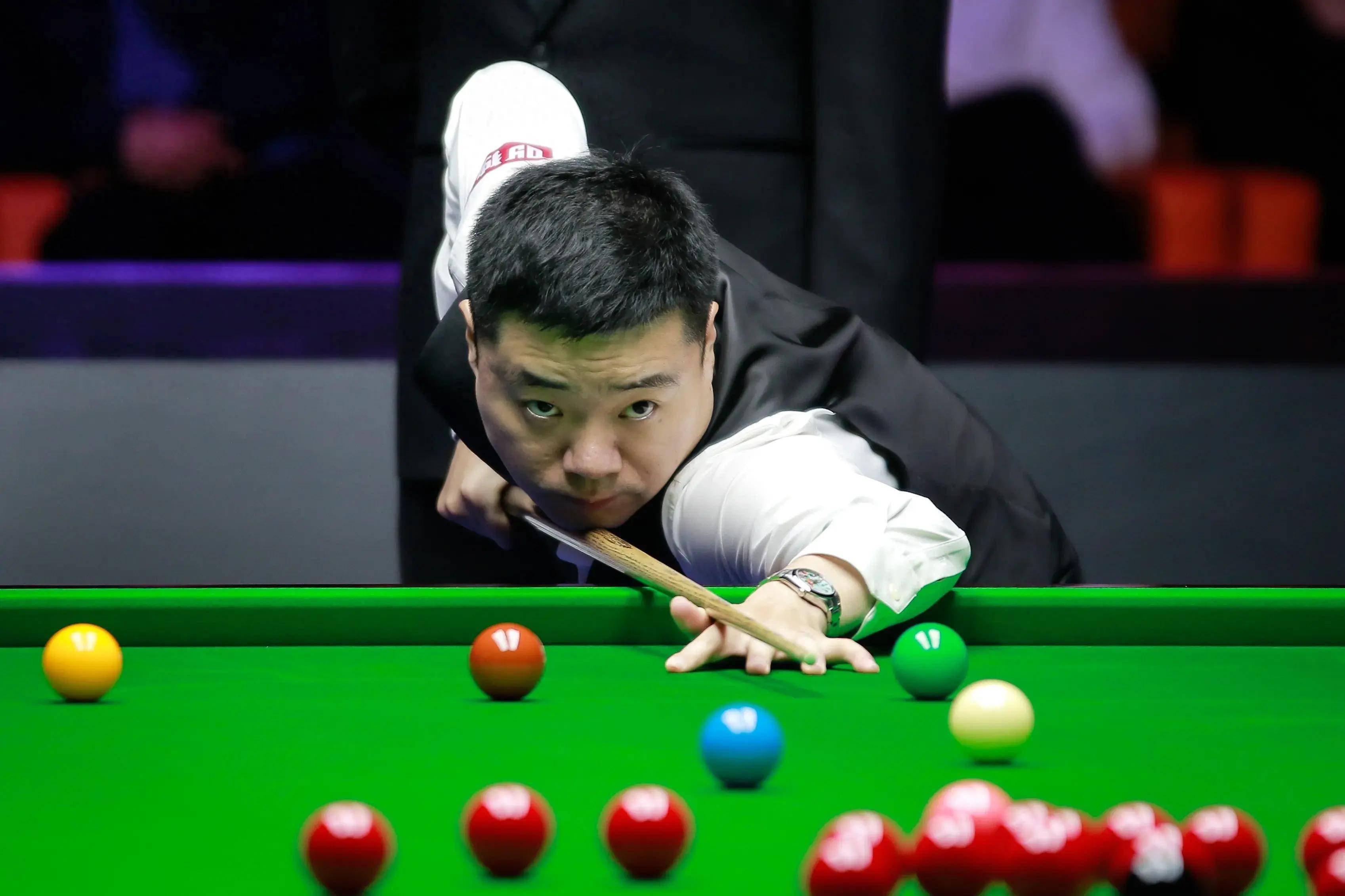 25岁王楚 25岁王楚